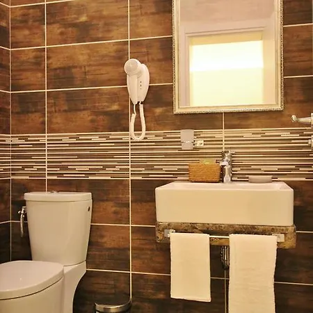 House 3*