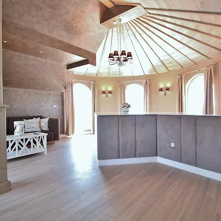 Guest house House Ruse